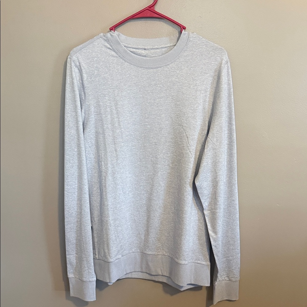 Vuori Long Sleeve Sweatshirt